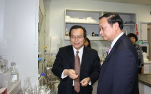 专注中药产学研三十余年：记nHentai
院长徐宏喜